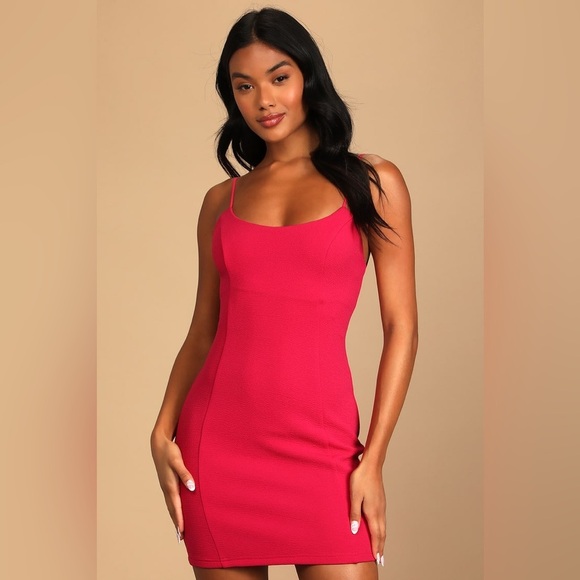 Lulus Dresses & Skirts - Lulus Hot Pink bodycon mini dress